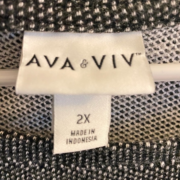 Ava & Viv Ruffled Sweater - Picture 4 of 6